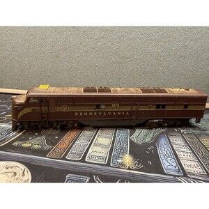 Model Power 912 HO PRR EMD E7 Diesel Loco Cab #5772 LN 12244
